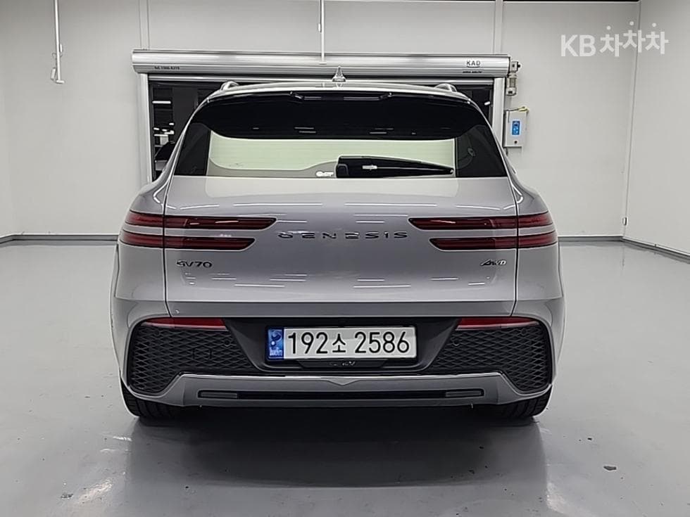 Дженезис GV70Дизел 2.2 AWD - 3