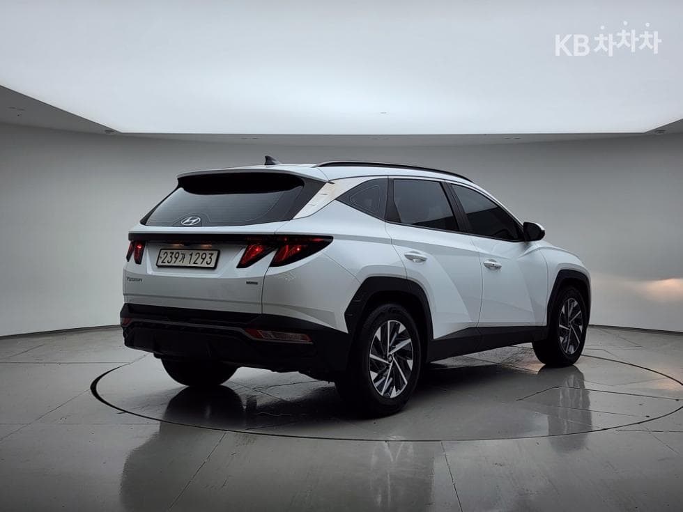 Хюндай The All New Туксон(NX (Lexus SUV)4)Дизел 2.0 4x4 Premium - 4