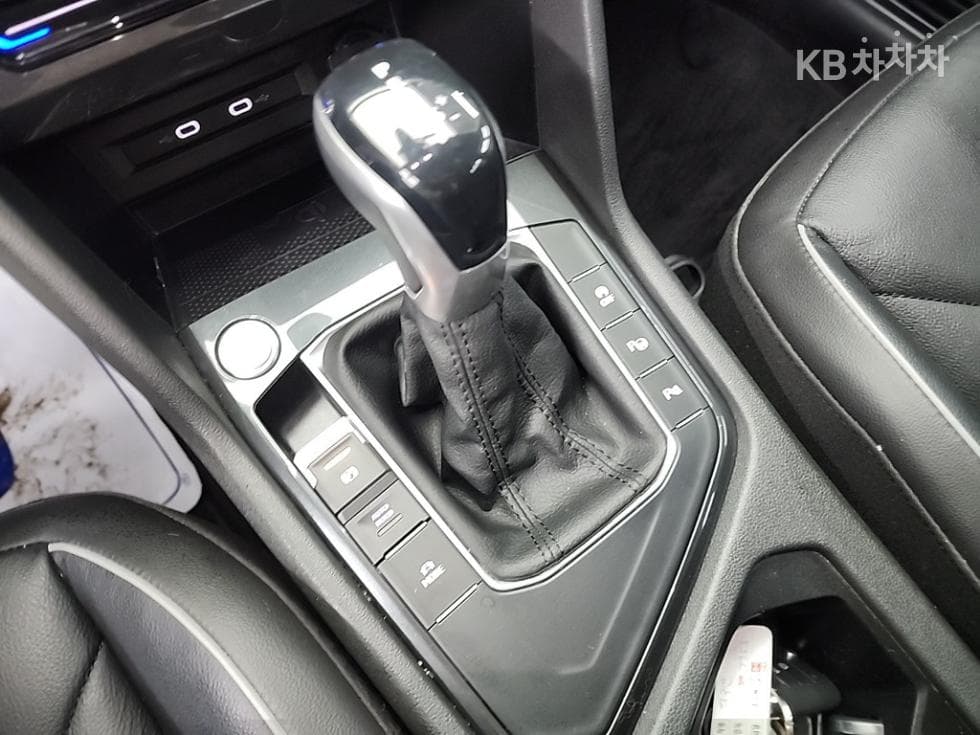 Volkswagen The New (фейслифт) Tiguan2.0 Турбо Дизел Инжекция Premium - 8