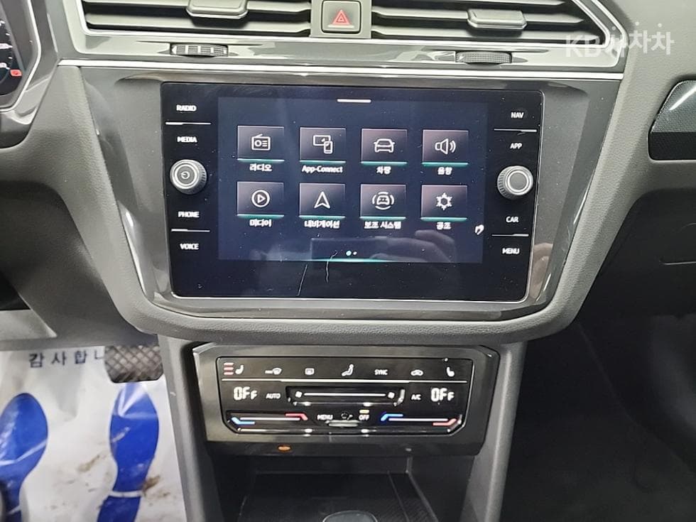 Volkswagen The New (фейслифт) Tiguan2.0 Турбо Дизел Инжекция Premium - 10