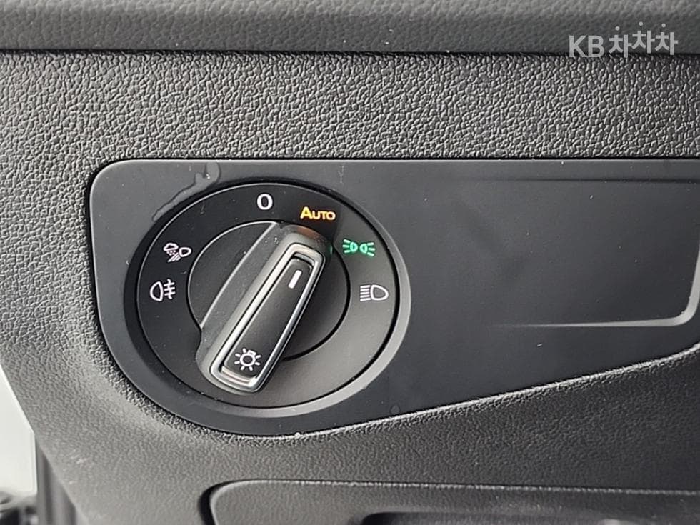 Volkswagen The New (фейслифт) Tiguan2.0 Турбо Дизел Инжекция Premium - 16