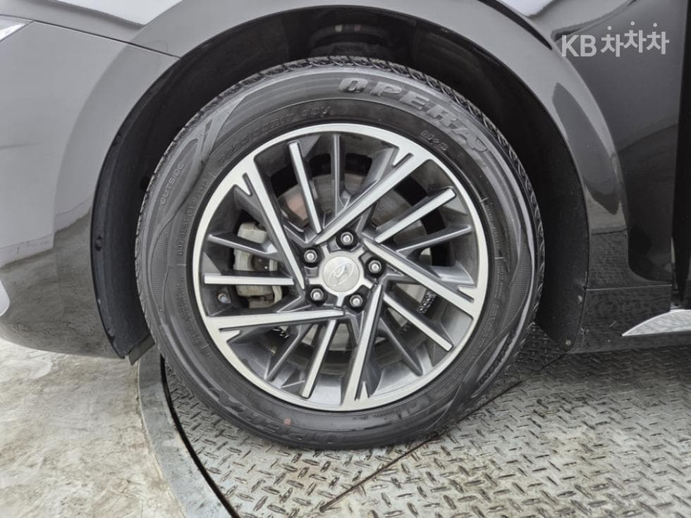 Хюндай The New (фейслифт) Grandeur (Azera)2.5 Premium 초이스 - 6