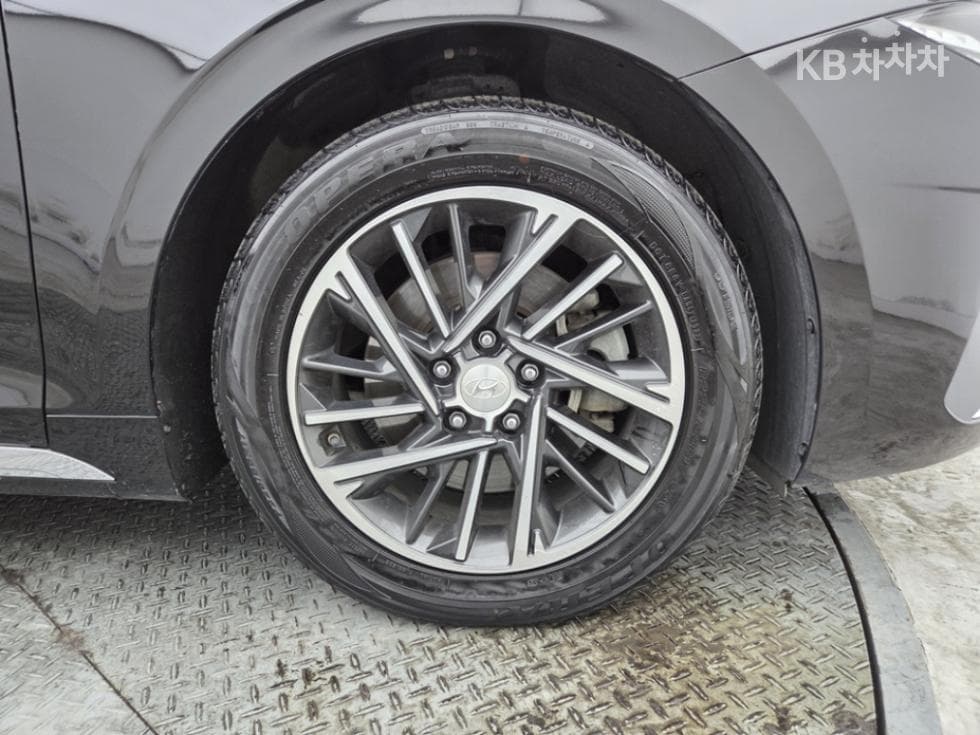 Хюндай The New (фейслифт) Grandeur (Azera)2.5 Premium 초이스 - 8