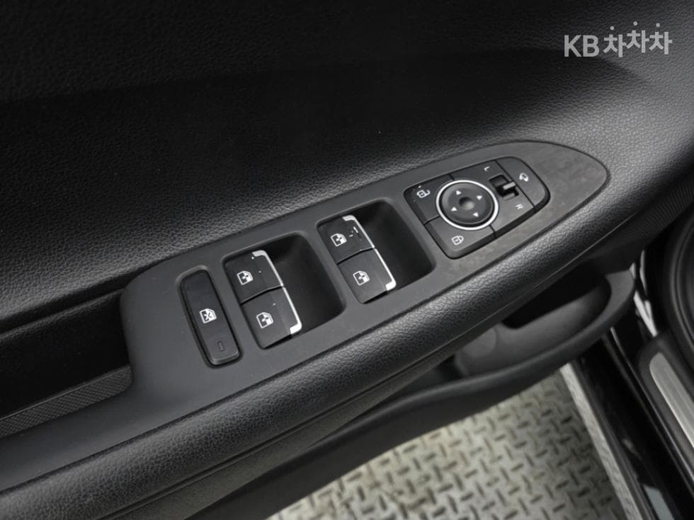 Хюндай The New (фейслифт) Grandeur (Azera)2.5 Premium 초이스 - 14