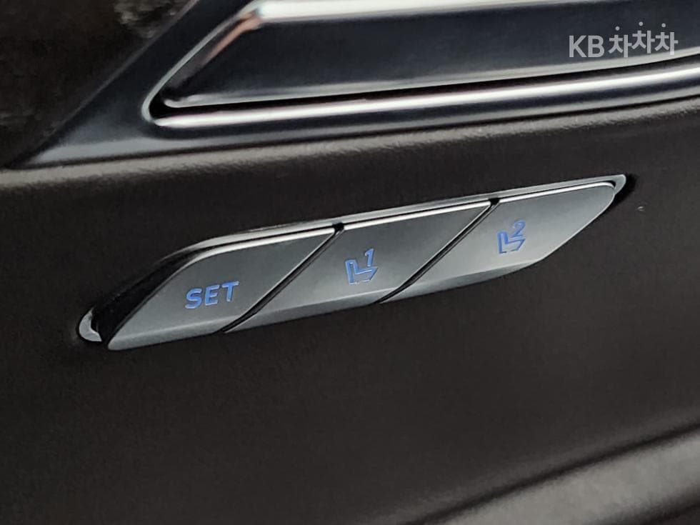 Дженезис GV803.0 Дизел AWD - 16