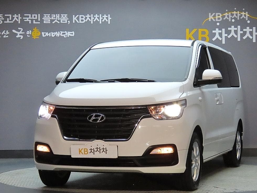 Хюндай The New (фейслифт) 그랜드 Star렉스 웨건 11-местен Modern - Image 1