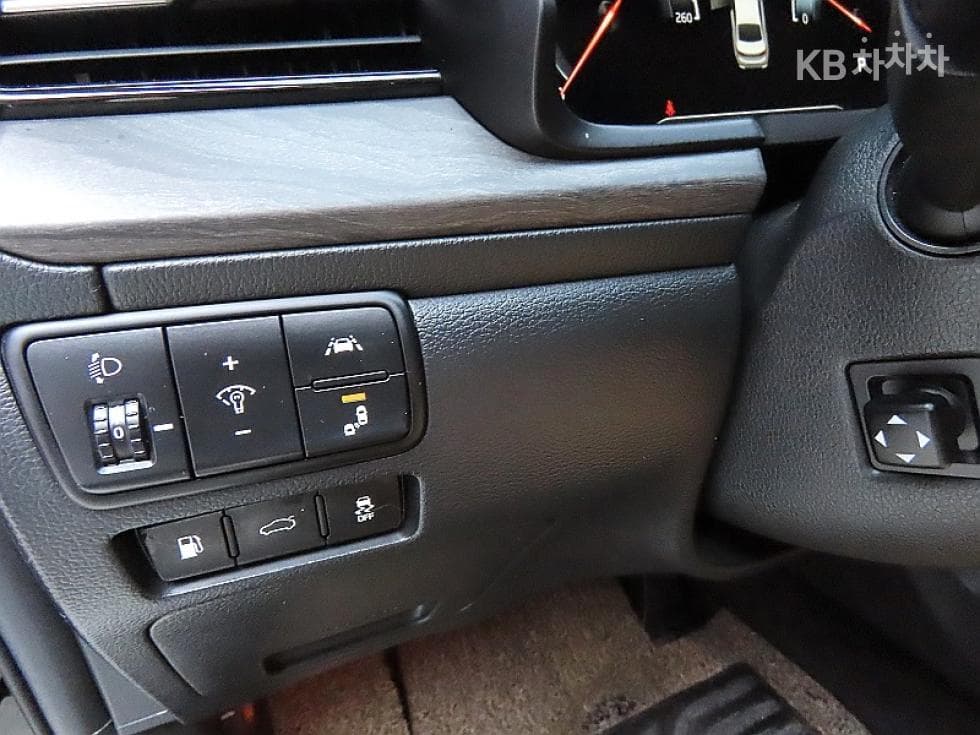 Киа K7 Premiere2.5 GDi X 에디션 - 12
