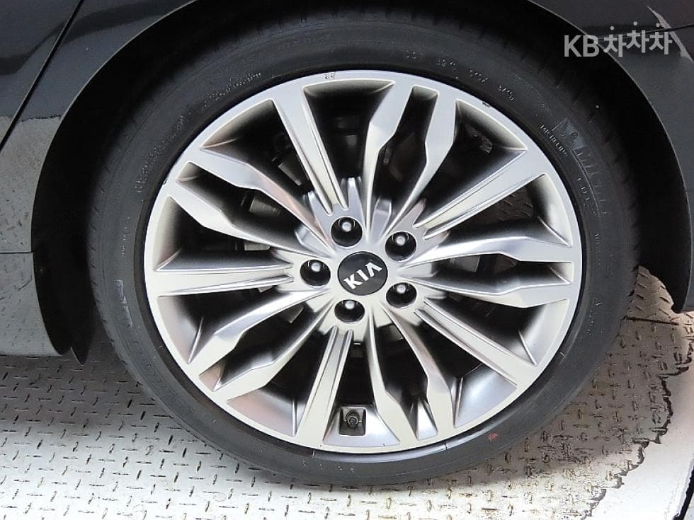 Киа K7 Premiere2.5 GDi X 에디션 - 20