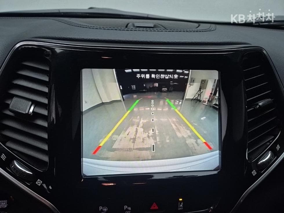 지프 체로키(KL)2.4 Gasoline AWD 80th Anniversary Edition - 15