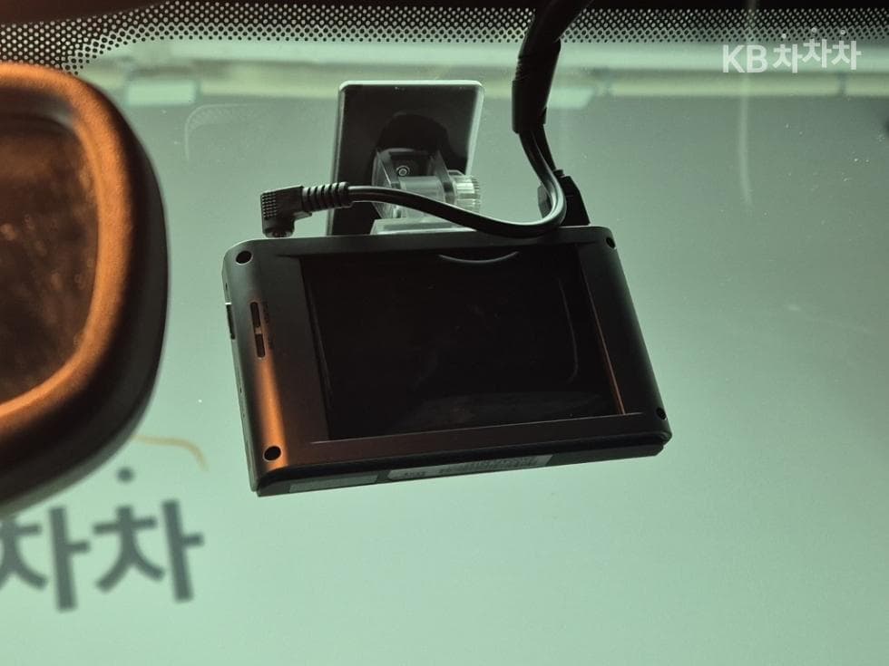 지프 체로키(KL)2.4 Gasoline AWD 80th Anniversary Edition - 17