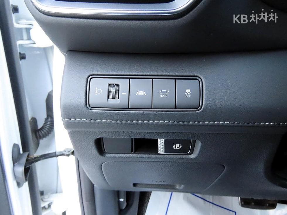 Hyundai The New (facelift) Santa Fe TMGasoline 2.5T 4WD Calligraphy - 13