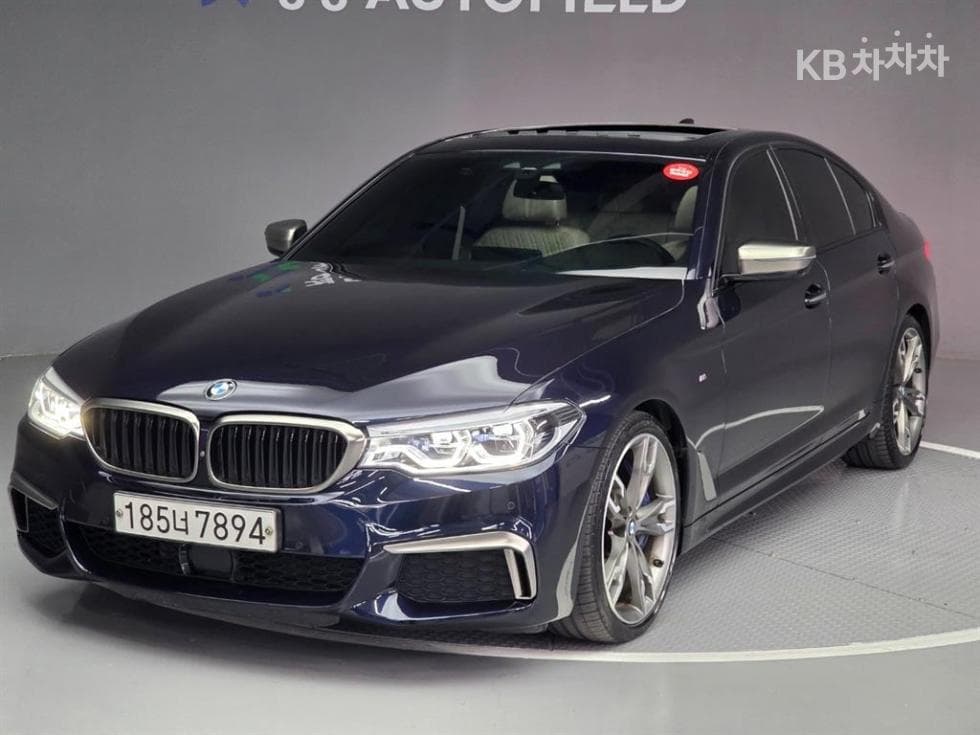 BMW 올New5 Series (G30) M550d xDrive - Image 1
