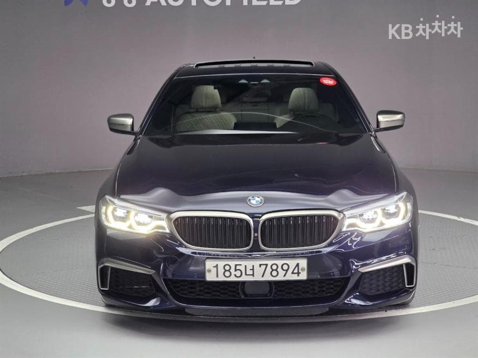 BMW 올New5 Series (G30)M550d xDrive - 2