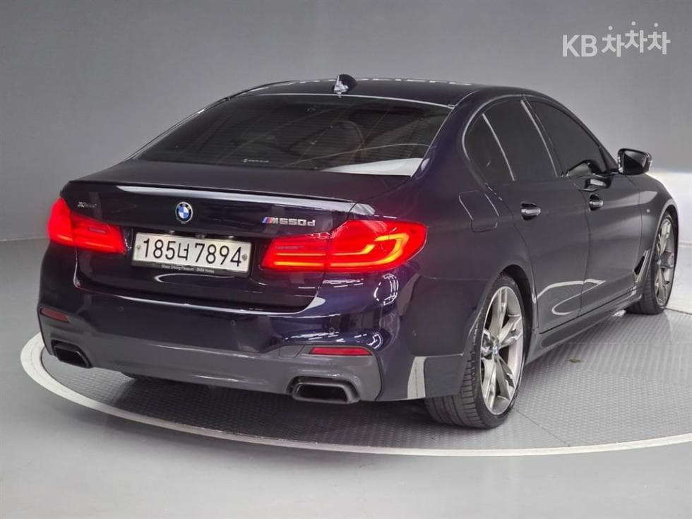 BMW 올New5 Series (G30)M550d xDrive - 4
