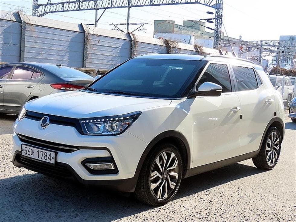 KG Mobility Tivoli 아머 1.6 Gasoline 기어 Plus 2WD - Image 1