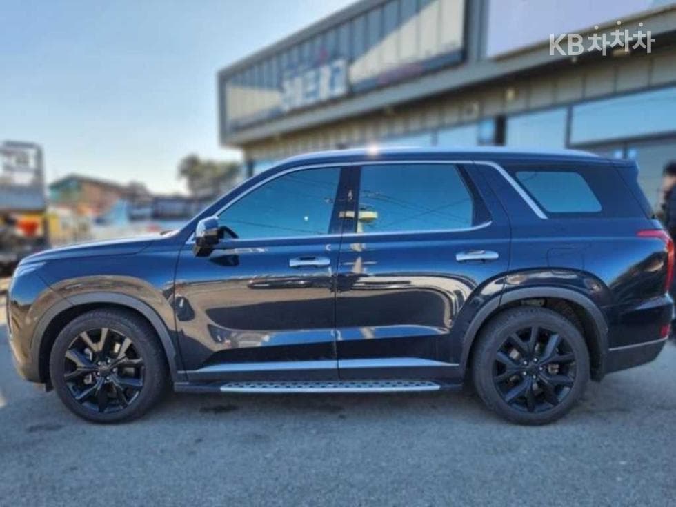 Hyundai Palisade3.8 Gasoline 7-seater (Limousine) Prestige - 3
