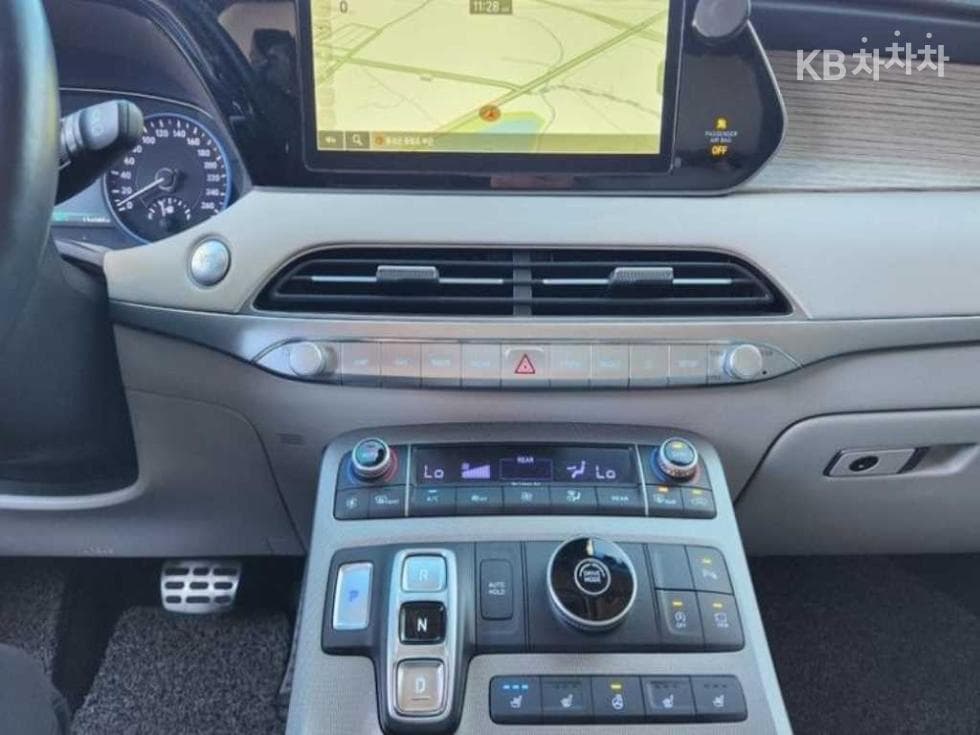 Hyundai Palisade3.8 Gasoline 7-seater (Limousine) Prestige - 12