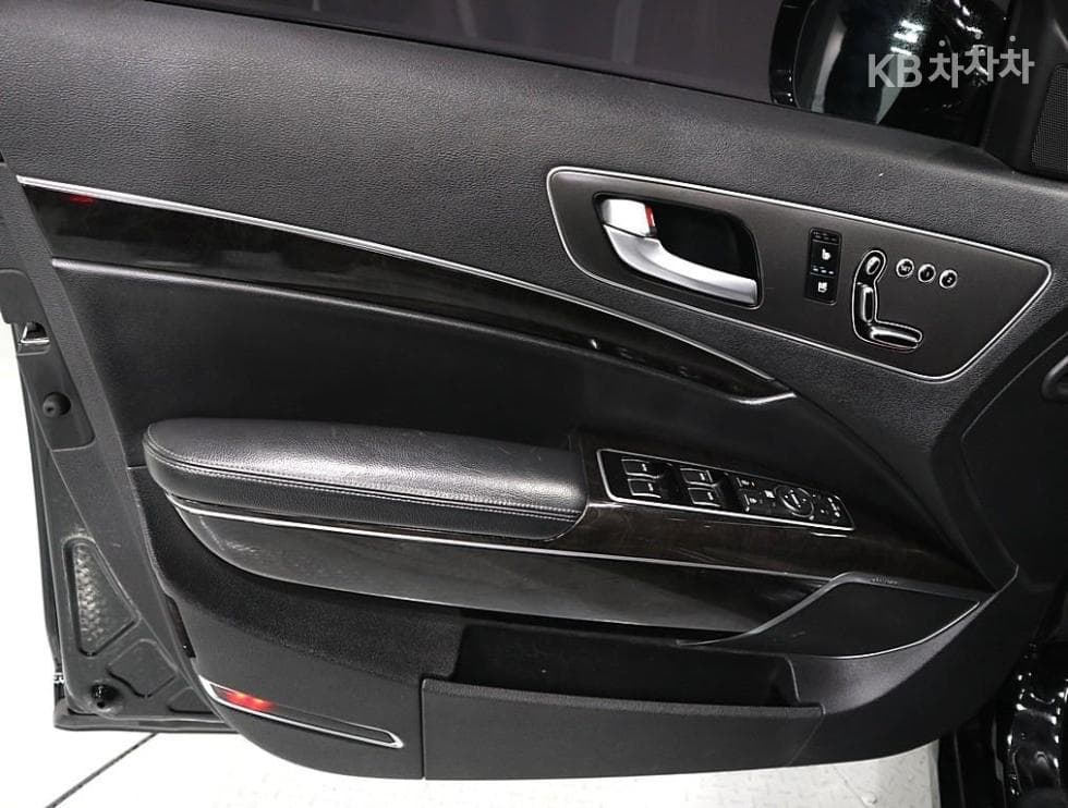 Kia K93.3 GDI 이그제큐티브 - 8