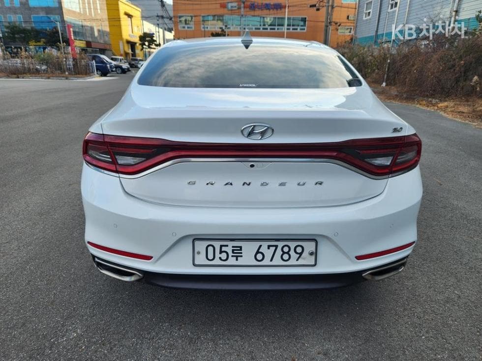 Хюндай Grandeur (Azera)IG3.0 Exclusive Стандартен - 3