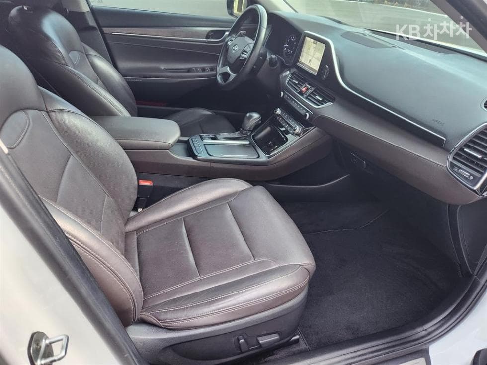 Хюндай Grandeur (Azera)IG3.0 Exclusive Стандартен - 18