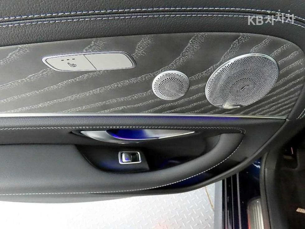 Mercedes-Benz E-Клас (W213)E350 4MATIC Avantgarde - 12
