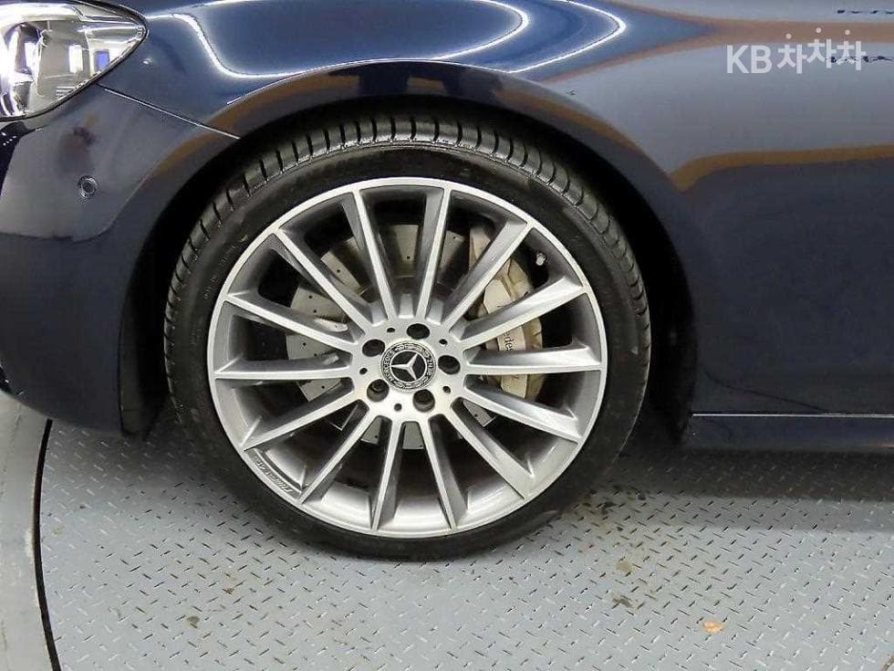 Mercedes-Benz E-Клас (W213)E350 4MATIC Avantgarde - 20