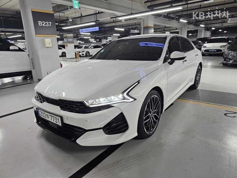 Киа K5 3-토 поколение 1.6 Бензин Турбо Signature - Image 1