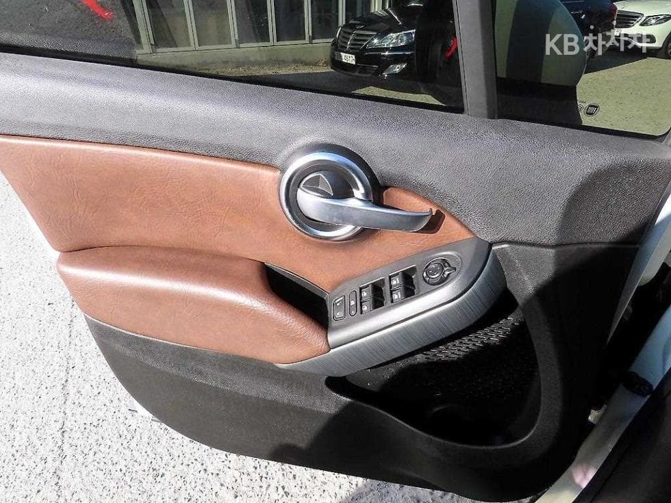 피아트 500X2.0 Cross Plus - 11