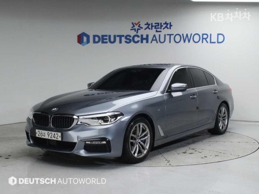 BMW 올New5 Series (G30) 530i M Sport - Image 1
