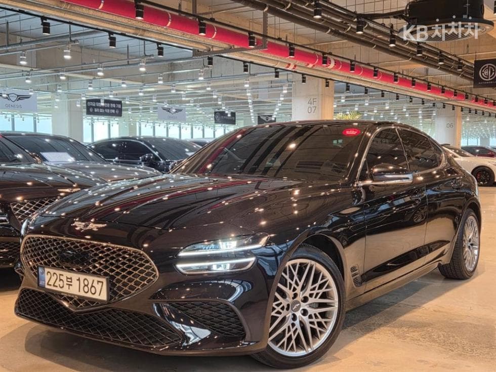 Дженезис The New (фейслифт) G70 2.0T Стандартен - Image 1