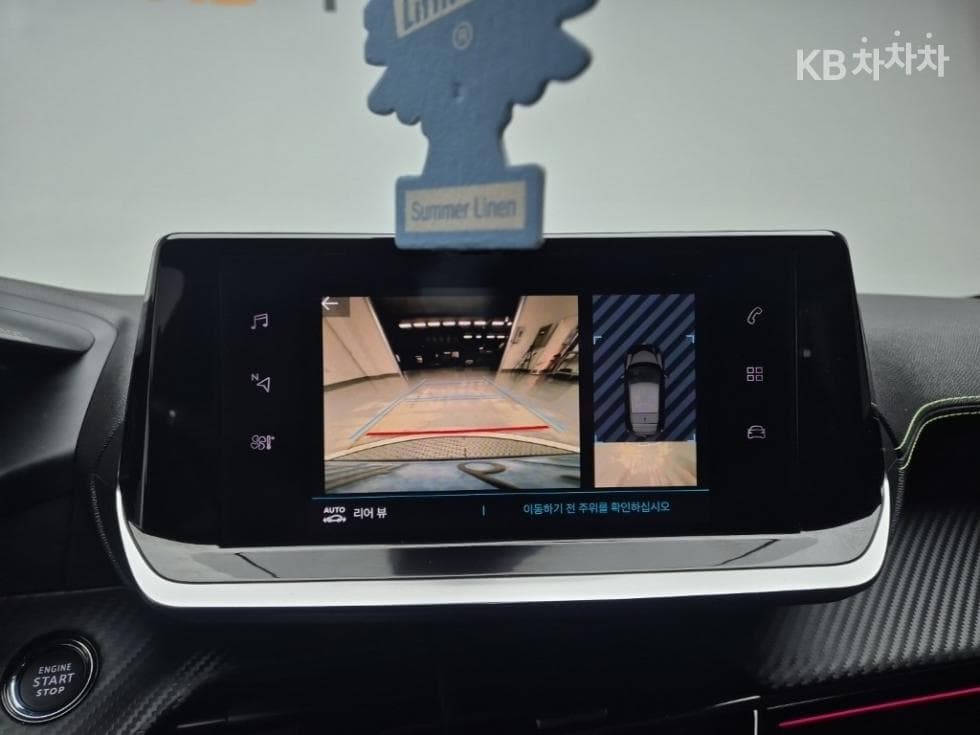 Peugeot e-208GT - 13