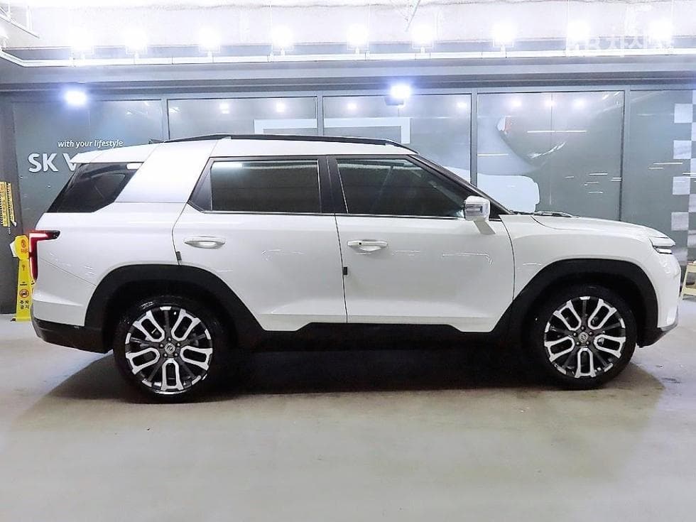 КейДжи Мобилити 토레스(J100)1.5 GDI Турбо AWD T7 - 3
