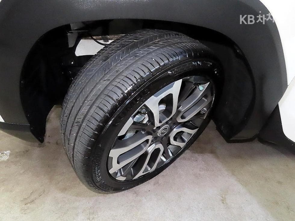 КейДжи Мобилити 토레스(J100)1.5 GDI Турбо AWD T7 - 20