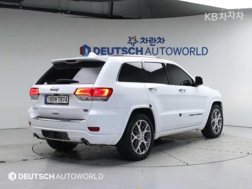 지프 그랜드 체로키Нов 3.6 V6 오버랜드 WK2 - 2