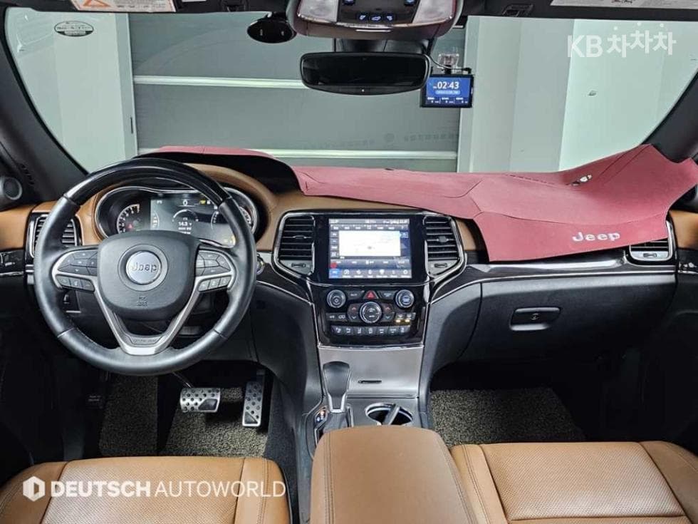 지프 그랜드 체로키Нов 3.6 V6 오버랜드 WK2 - 7