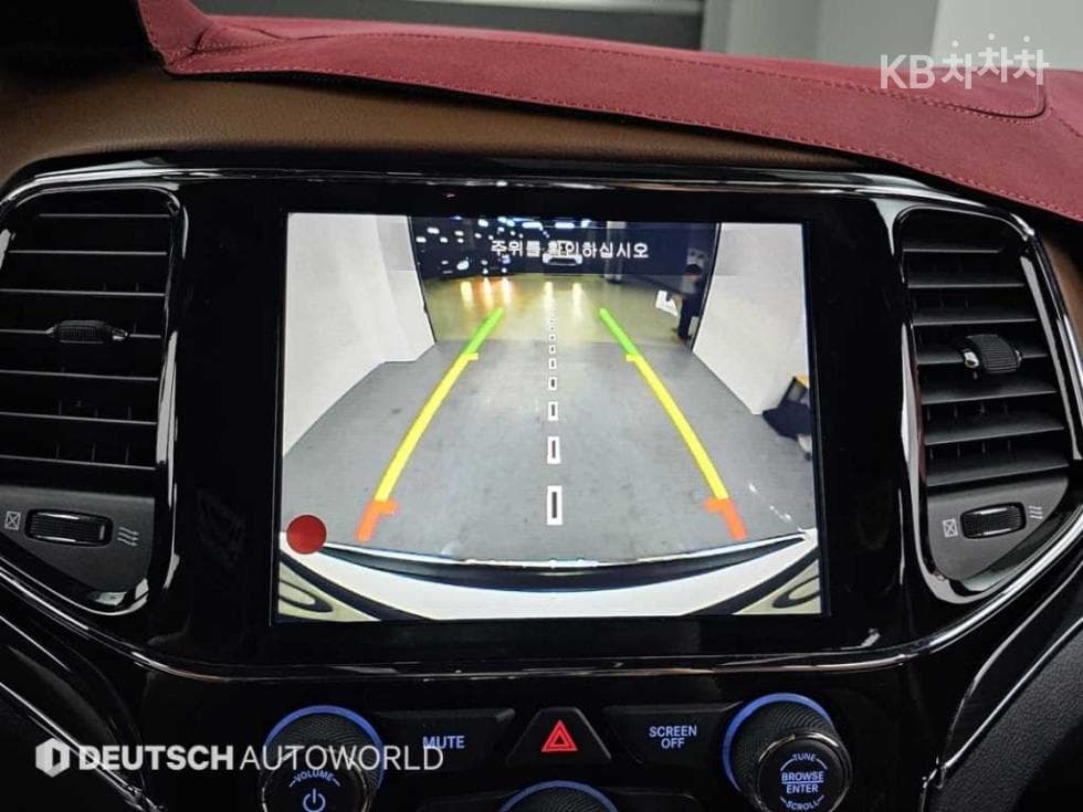 지프 그랜드 체로키Нов 3.6 V6 오버랜드 WK2 - 15