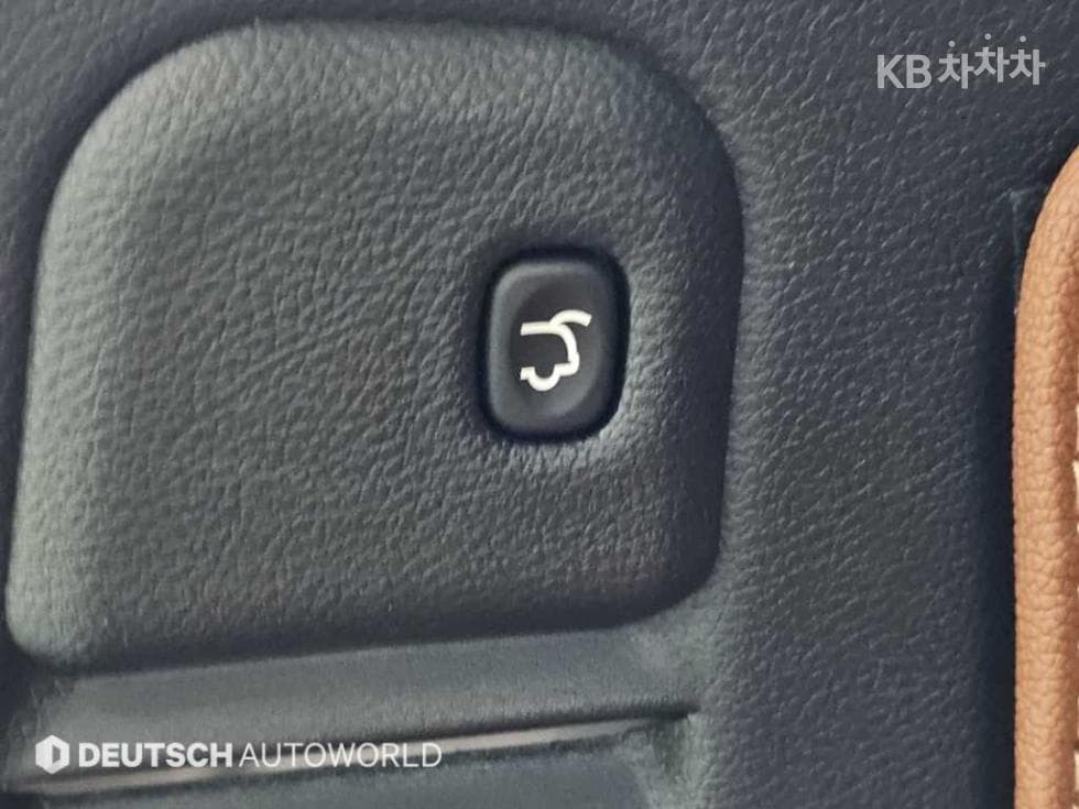 지프 그랜드 체로키Нов 3.6 V6 오버랜드 WK2 - 20