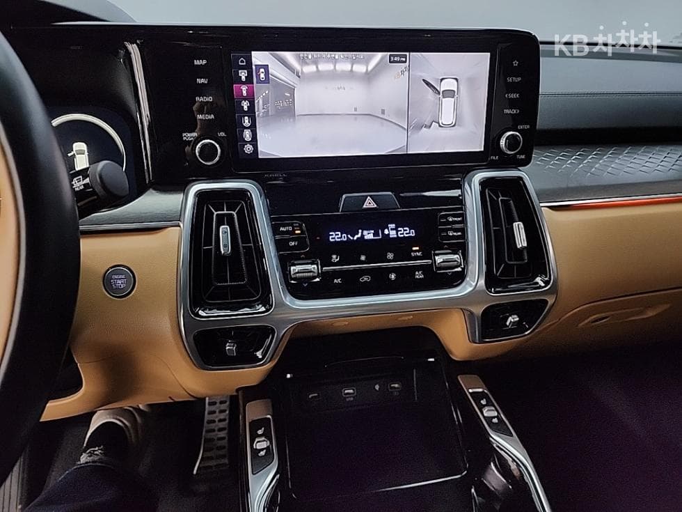 Киа The New (фейслифт) Sorento MQ42.2 Дизел 2WD Signature - 10