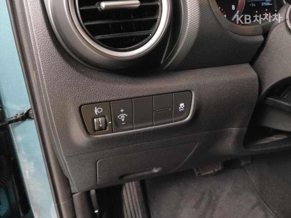 Хюндай Kona1.6 Турбо Modern 팝 - 12