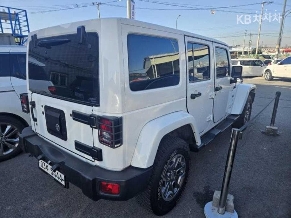 지프 랭글러3.6 스포츠 사하라 4도어 JK - 3