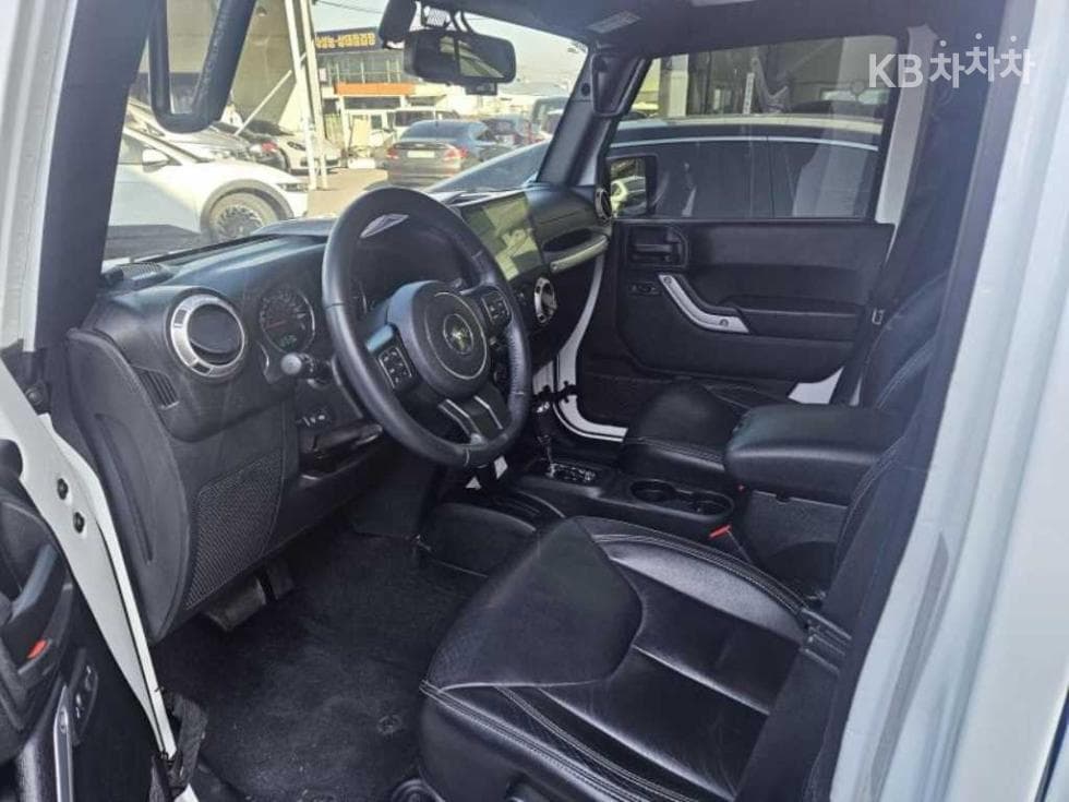 지프 랭글러3.6 스포츠 사하라 4도어 JK - 7