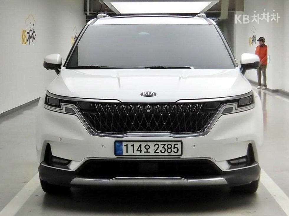 Kia Carnival 4th generationD2.2 9-seater Signature