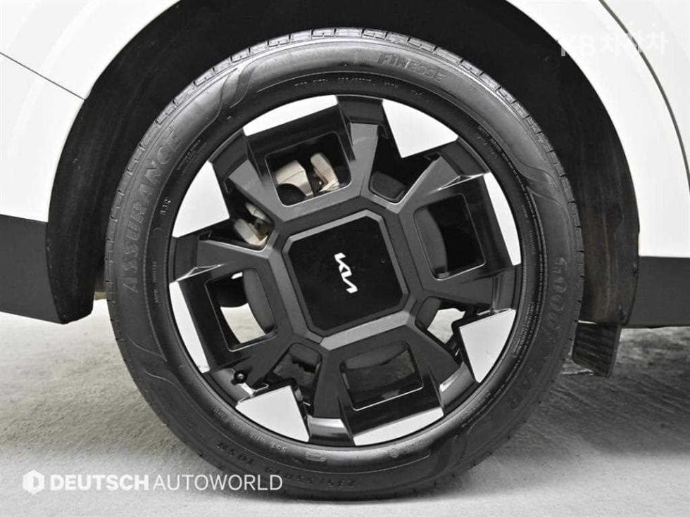 Киа The New (фейслифт) Канивал Хибрид 4-то поколение1.6 HEV 9-местен Noblesse - 5