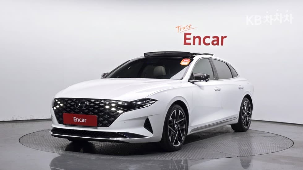 Хюндай The New (фейслифт) Grandeur (Azera) 3.3 Le Blanc - Image 1