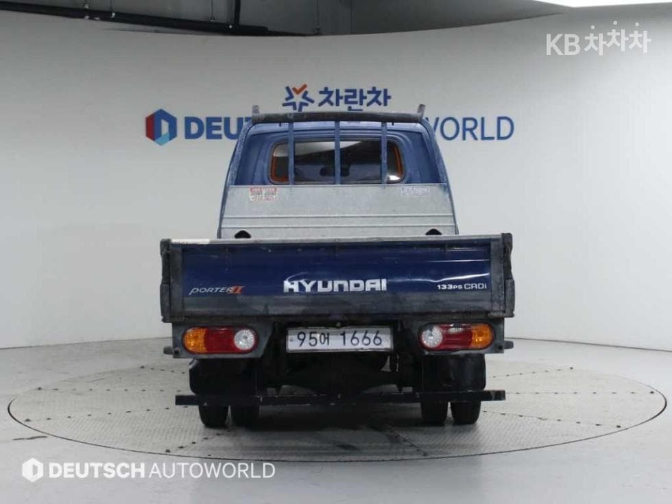 Хюндай Porter 2Удължено междуосие Двойна Кабина CRDi Premium - 4