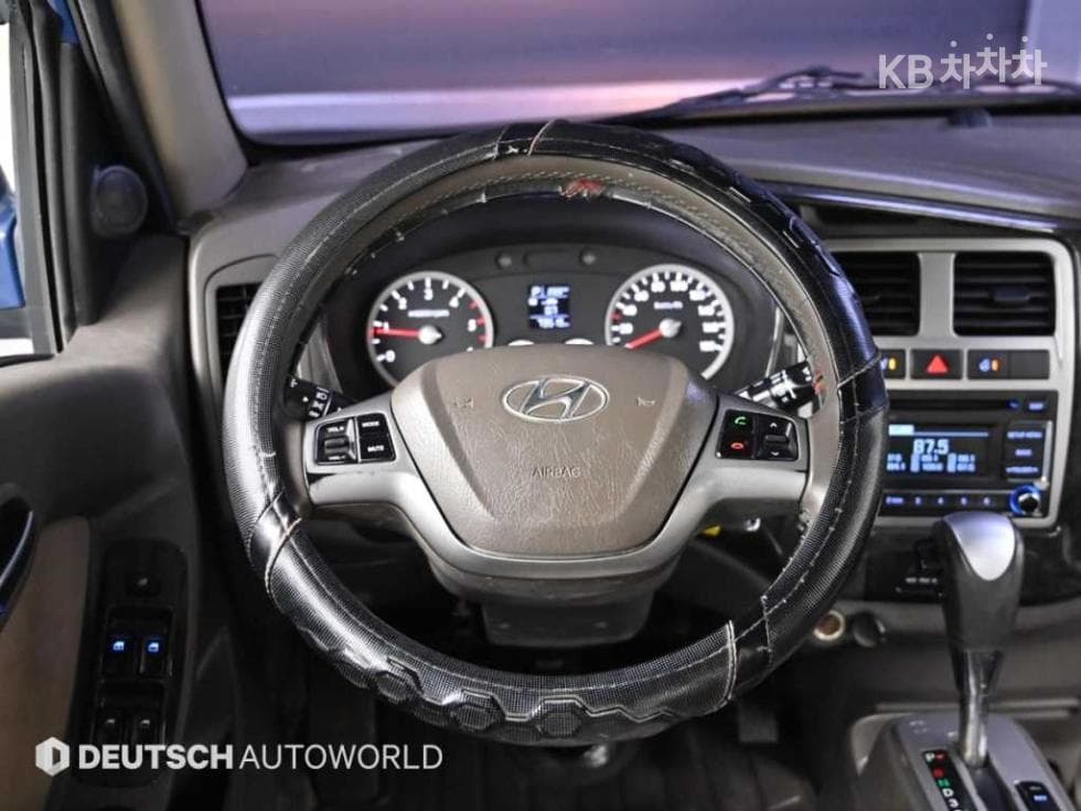 Хюндай Porter 2Удължено междуосие Двойна Кабина CRDi Premium - 13