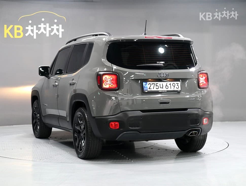 지프 레니게이드1.3 Limited FWD - 4