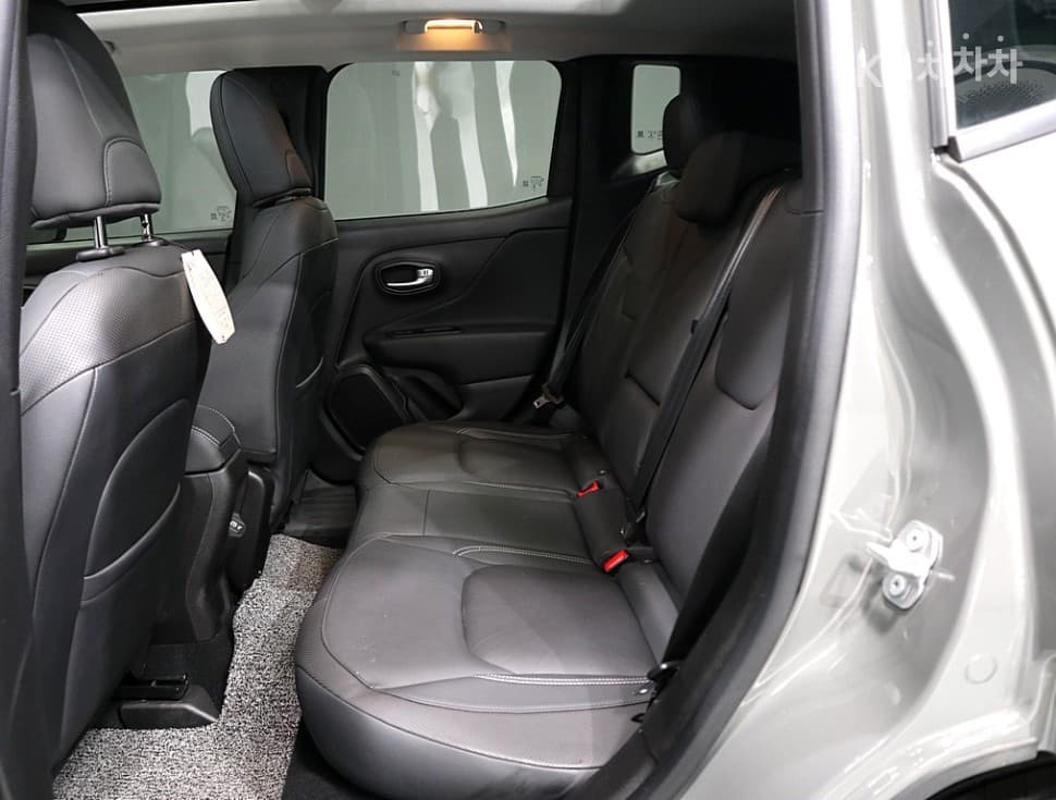 지프 레니게이드1.3 Limited FWD - 10