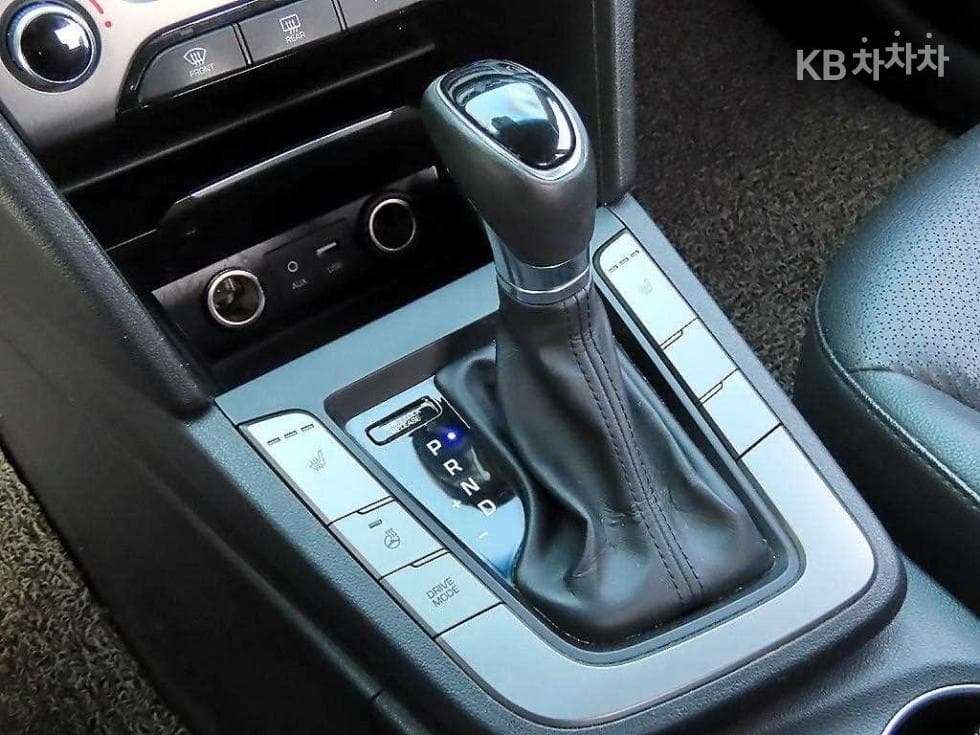 Hyundai Avante (Elantra)AD1.6 GDi Smart - 10