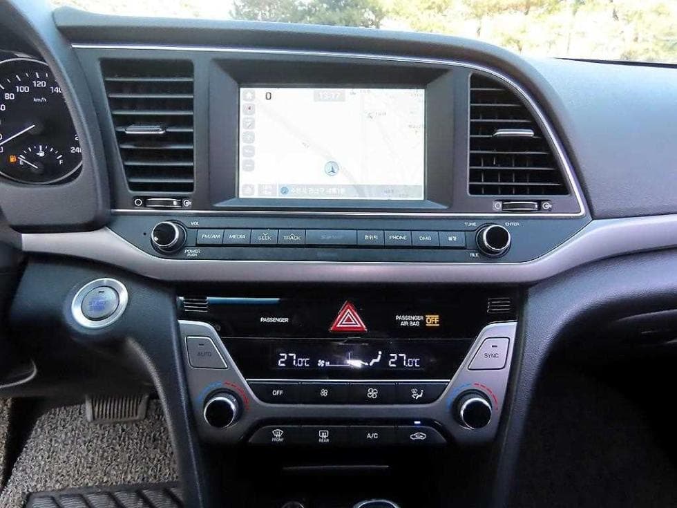 Hyundai Avante (Elantra)AD1.6 GDi Smart - 13